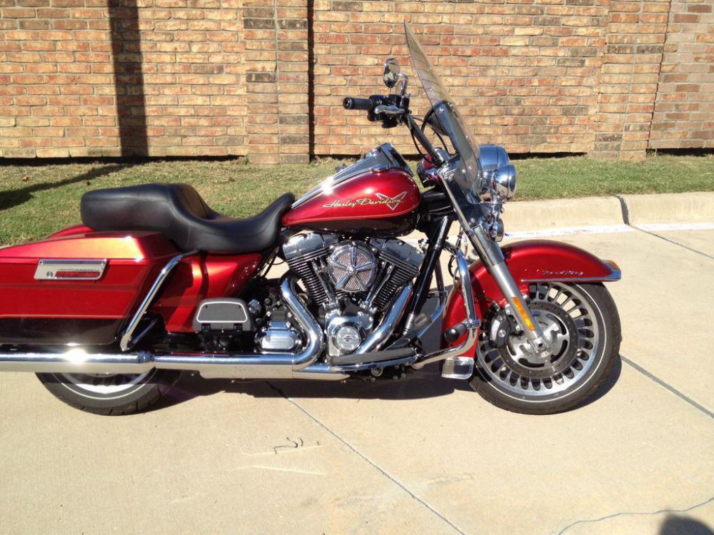 2012 harley-davidson flhr road king  touring 