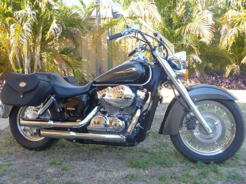 Black 2009  vt400, ex condition, very low klms, 6month rego,lam, heaps extras