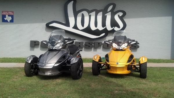 2013 can-am spyder st-s se5