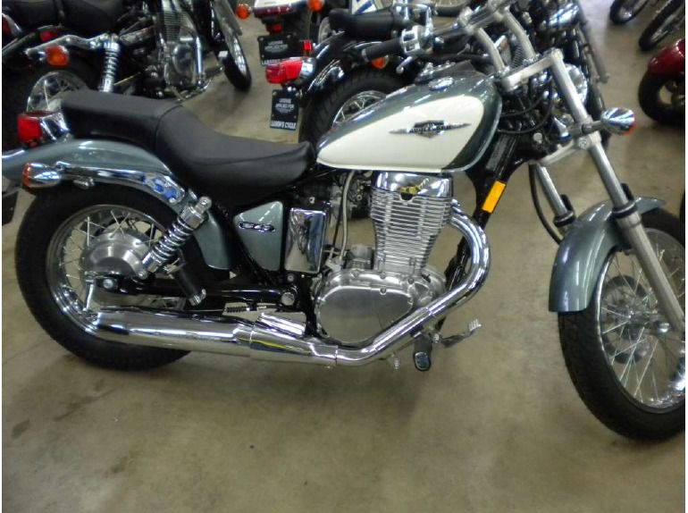 2012 suzuki boulevard s40 