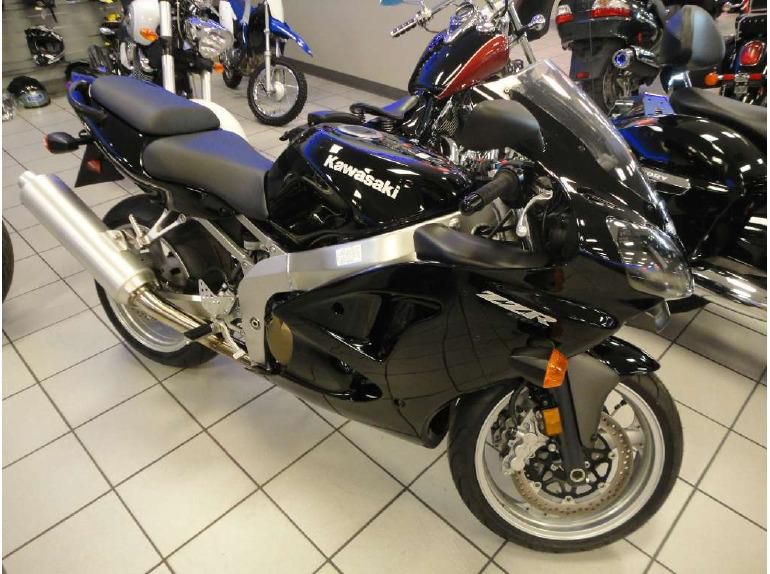 2008 kawasaki zzr600  sportbike 