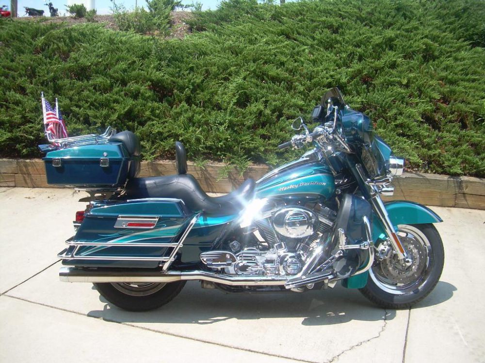 2005 harley-davidson flhtcse2 screamin eagle electra glide  touring 