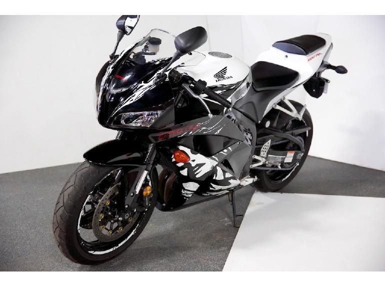 2010 honda cbr600rr leyla edition  sportbike 