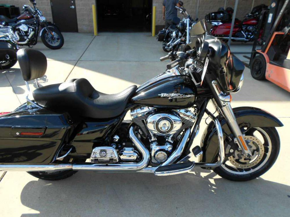 2009 harley-davidson flhx street glide  touring 