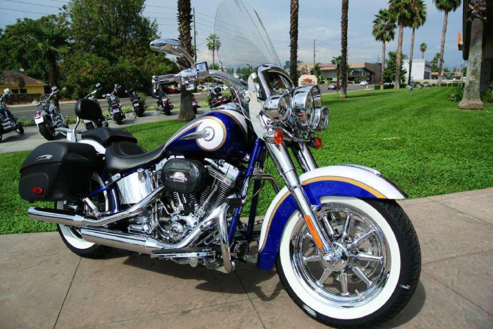 Harley Davidson FLSTN Softail Deluxe