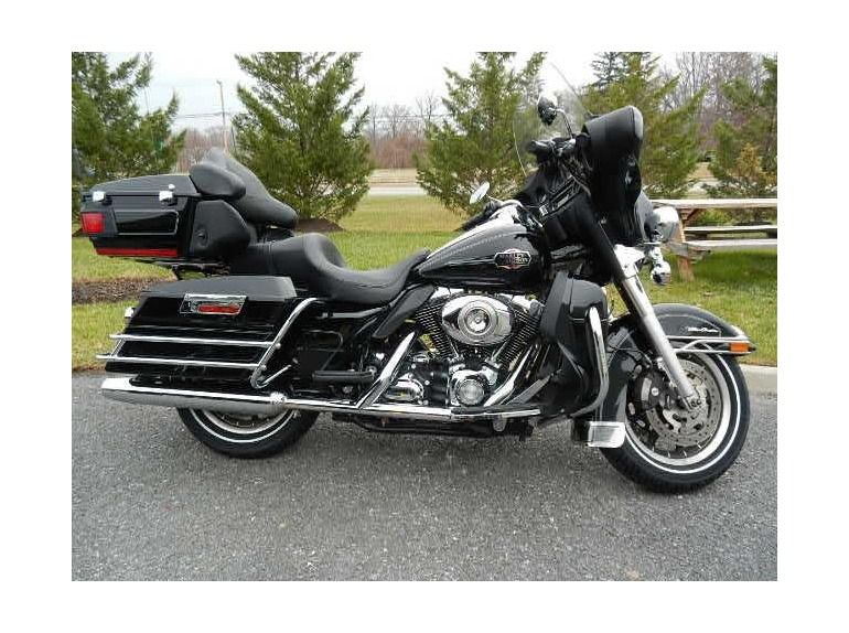 2008 Harley-Davidson FLHTCU ULTRA CLASSIC 