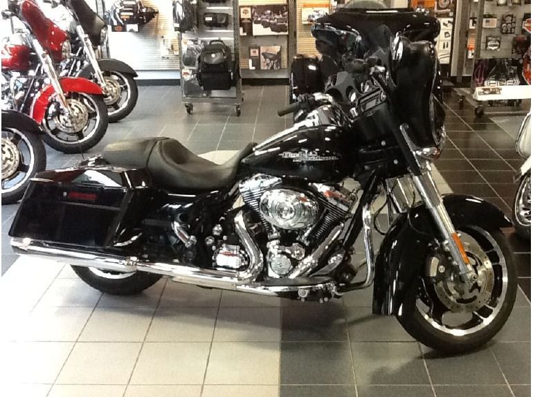 2011 harley-davidson flhx street glide 