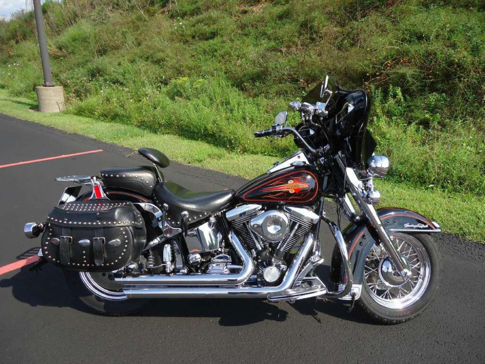 1995 Harley-Davidson FLSTC Heritage Softail Classic Cruiser 