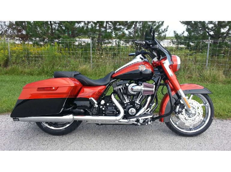 2014 harley-davidson flhrse cvo road king 