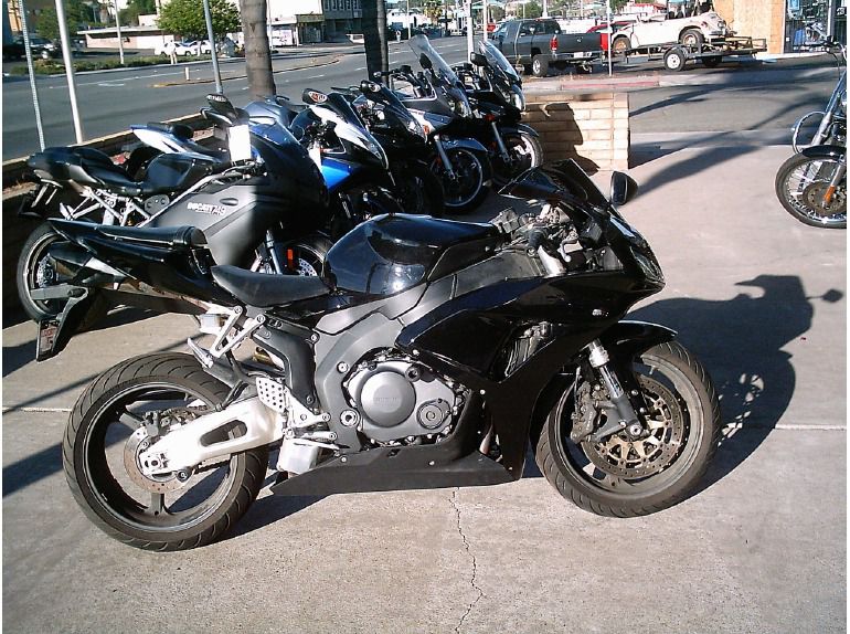 2006 honda cbr 1000rr 