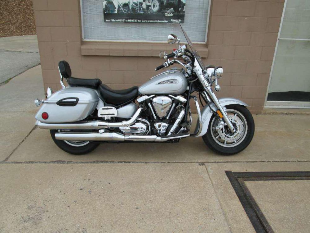 2009 yamaha road star silverado s  cruiser 