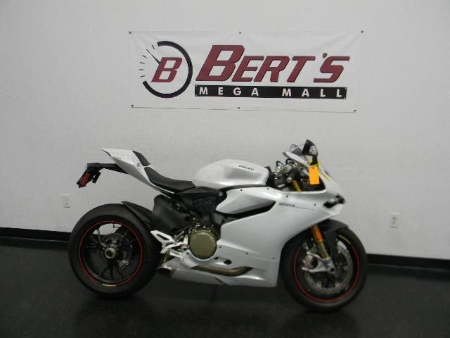 2013 ducati 1199s panigale s abs  sportbike 