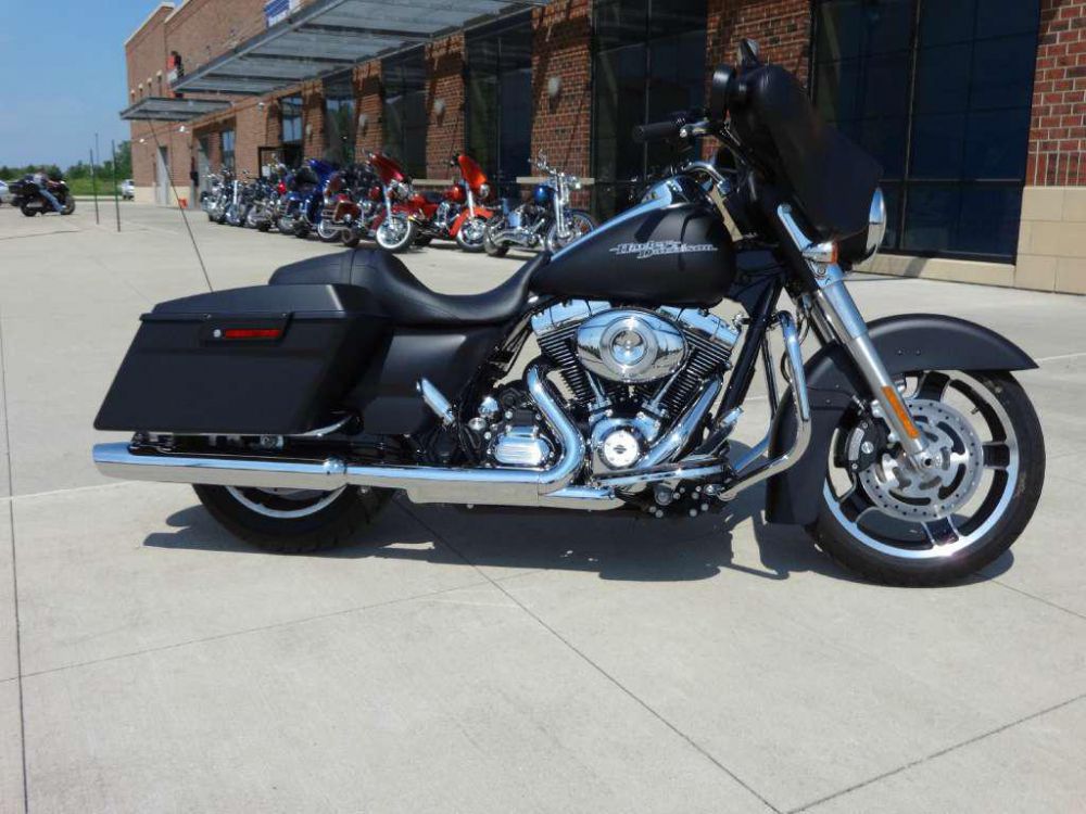 2011 harley-davidson flhx street glide  touring 