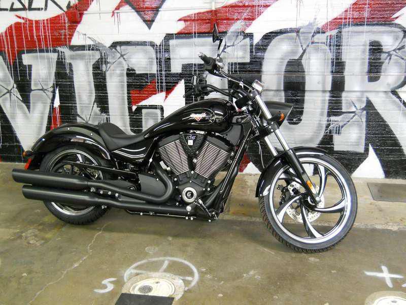 2014 Victory Vegas 8-Ball Cruiser 