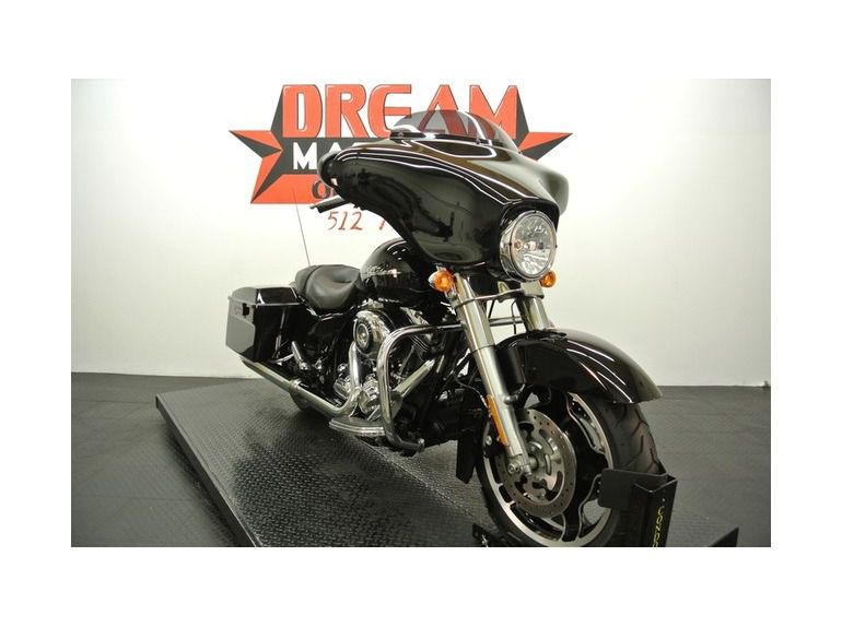 2010 Harley-Davidson Street Glide FLHX 