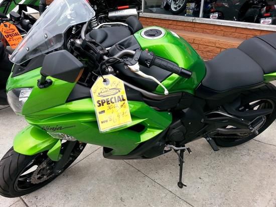 2012 kawasaki ninja 650  sportbike 