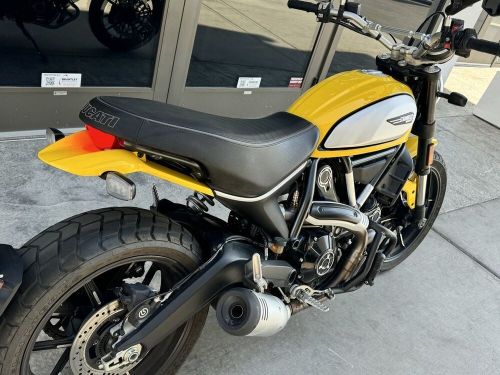 2022 Ducati Scrambler Icon 62 Yellow