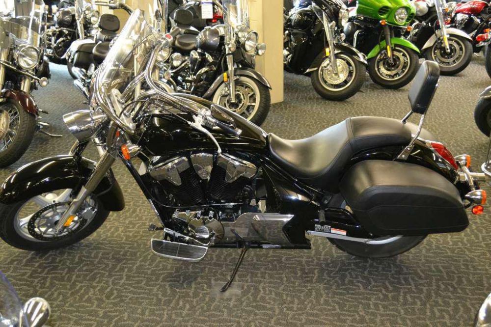 2010 honda interstate (vt1300ct)  cruiser 