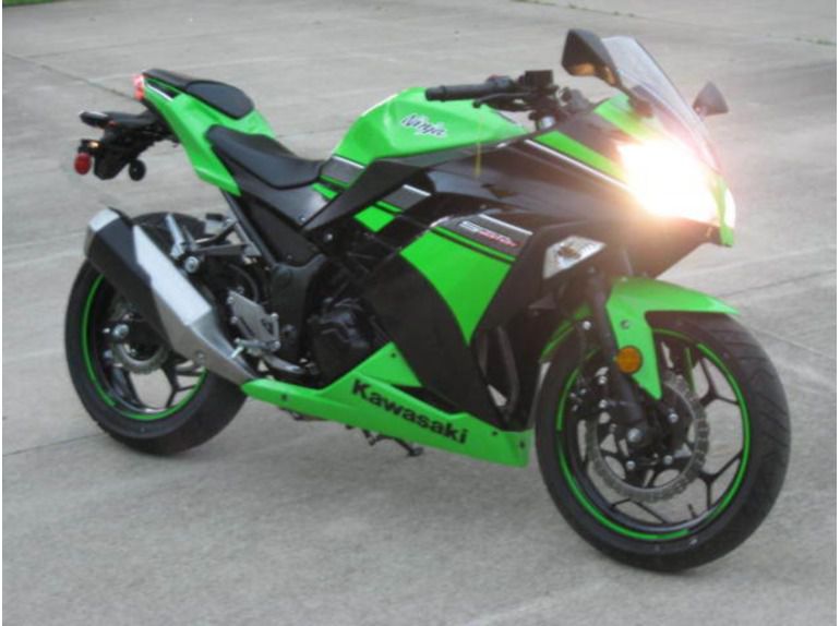 2013 Kawasaki EX300 NINJA 300 