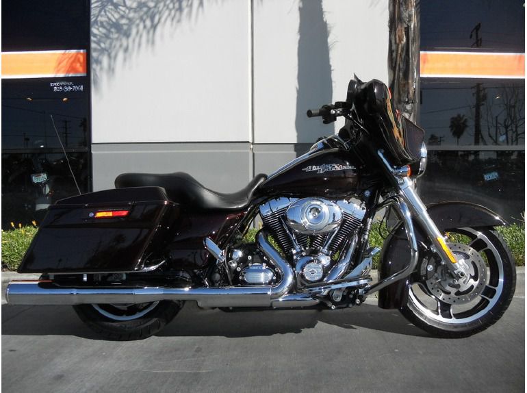 2011 Harley-Davidson FLHX - Street Glide 