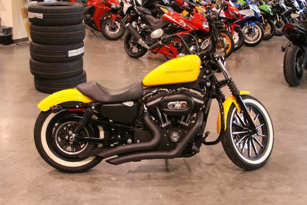 2011 Harley-Davidson XL883N Sportster Iron 883