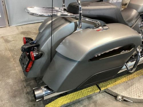 2021 Indian Motorcycle Challenger Titanium Smoke