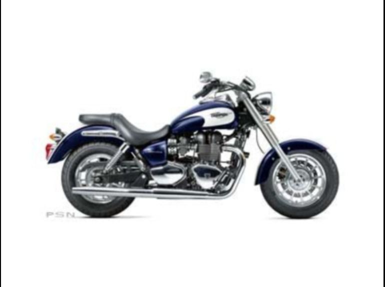 2013 triumph america - sapphire blue / crystal white 