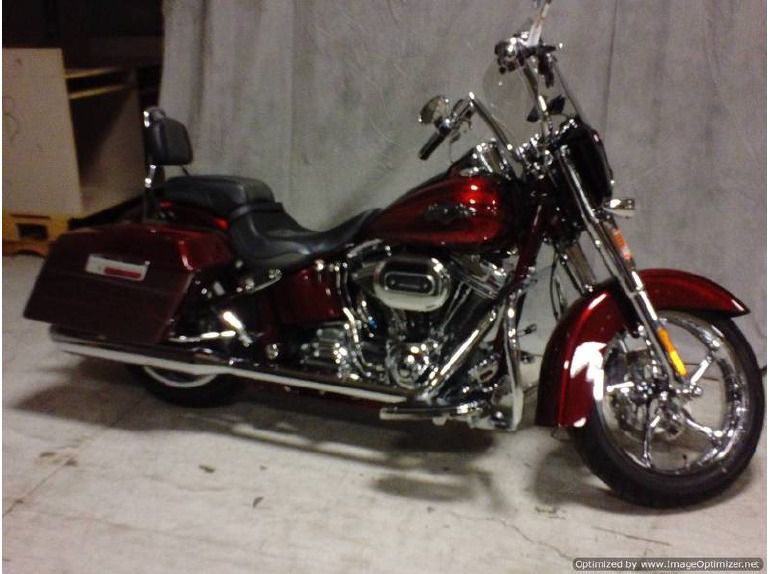 2012 Harley-Davidson FLSTSE3 - CVO Softail Convertible 