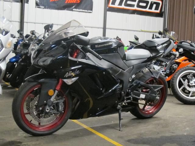 2008 kawasaki zx-6r  sportbike 