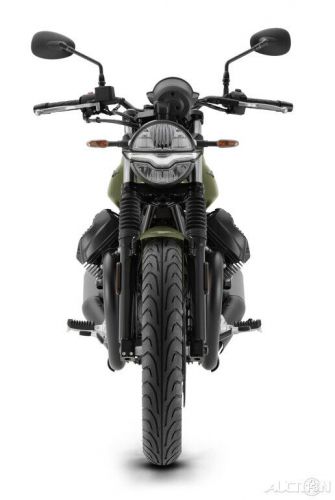 2024 moto guzzi v7 stone