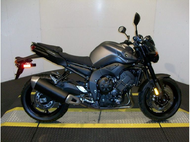 2013 yamaha fz8 