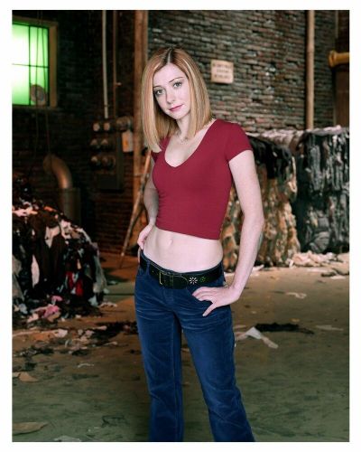 Buffy the Vampire Slayer Alyson Hannigan WillowTV SHOW 8x10 Photo