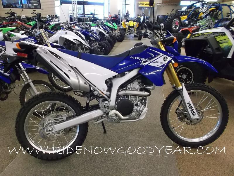 2013 yamaha wr250 r  dirt bike 