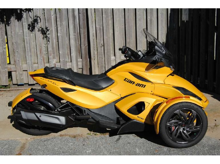 2013 can-am spyder st-s sm5 