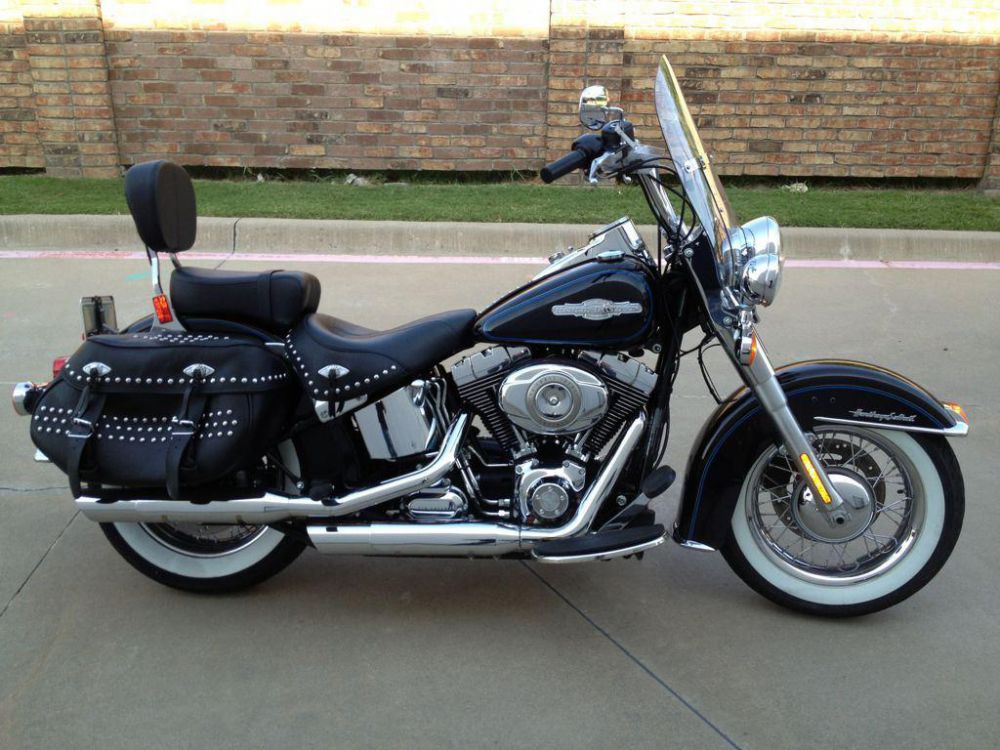 2011 harley-davidson flstc heritage softail classic  cruiser 