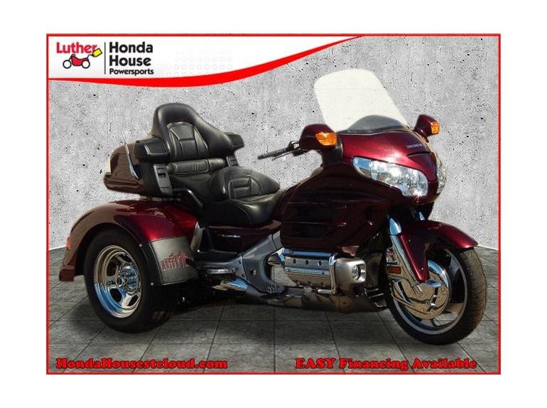 2006 honda gold wing  trike 