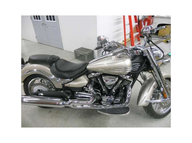 2008 yamaha roadliner s 