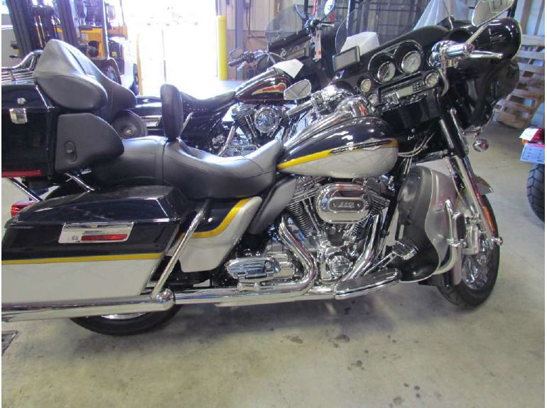 2012 harley-davidson flhtcuse7 cvo ultra classic electra glide 