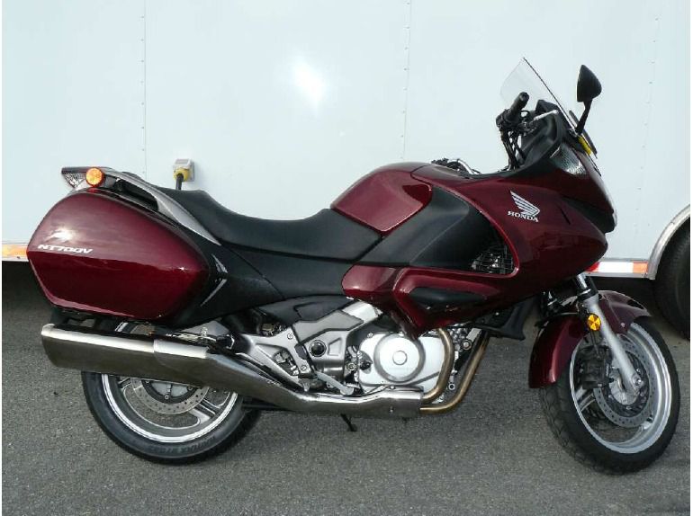 2010 honda nt700v 