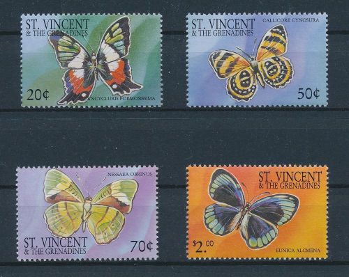 LE48211 St Vincent insects bugs fauna butterflies fine lot MNH