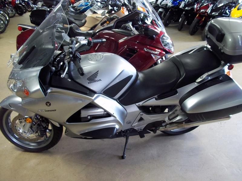 2007 honda st1300  sport touring 