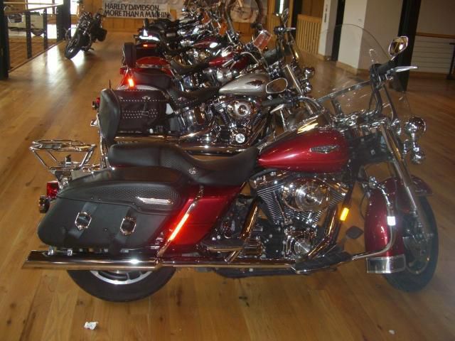 2004 harley-davidson flhrci road king classic  touring 