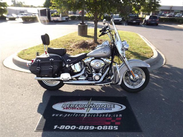 2009 harley-davidson heritage softail classic cruiser 