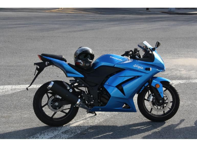 2010 Kawasaki Ninja 250R Sportbike 