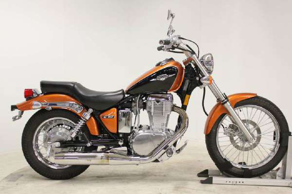 2011 suzuki boulevard s40