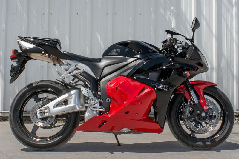 2011 honda cbr 600rr   