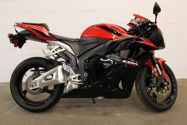 2011 honda cbr600rr