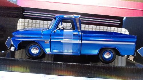 2014 Motor Max American Classics 1966 Chevy C10 Pickup Blue W/Box 1:24 China