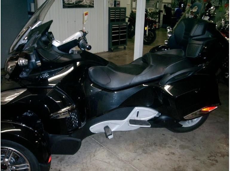 2011 can-am spyder rt-s se5  touring 