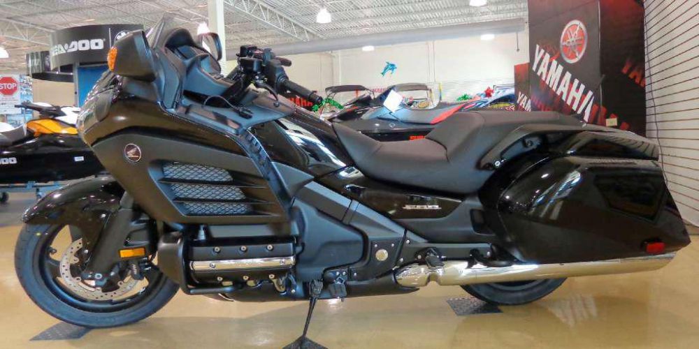 2013 honda gold wing f6b  touring 